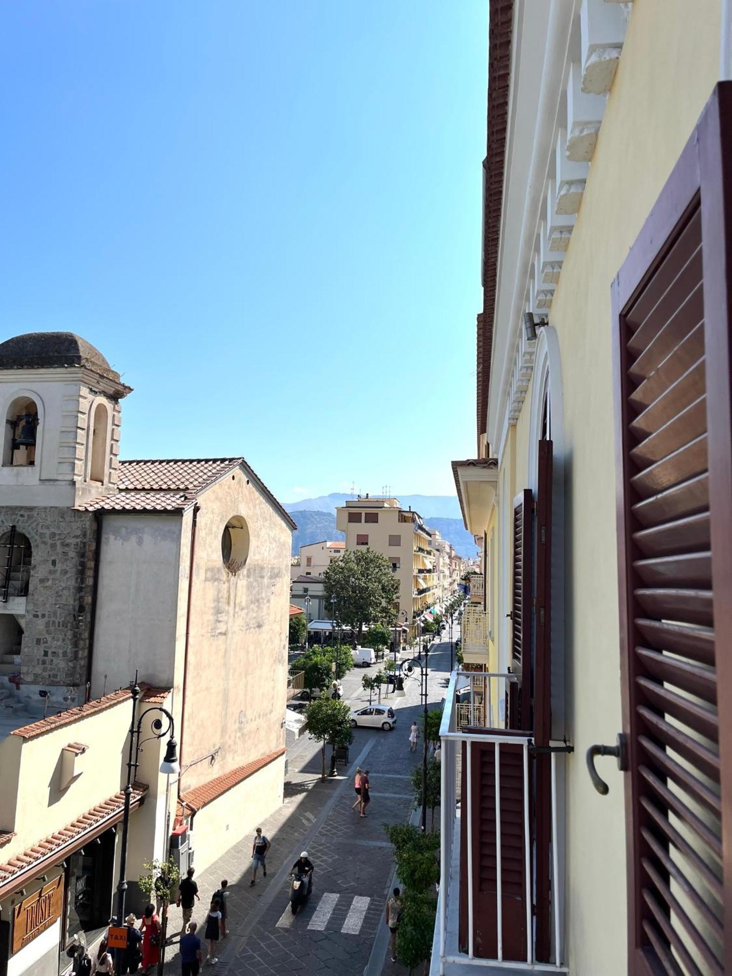 Sorrento Street View Hotel Exterior photo